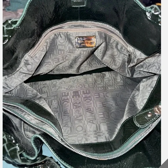 Salvatore Ferragamo patent leather tote bag in excellent condition hardly used - Picture 5 of 6